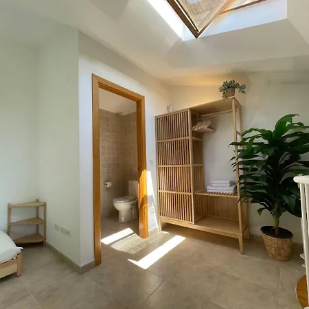 Apartamento Encantador Con Dos Terrazas Cerca Del Mar.