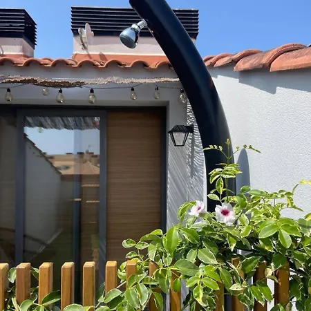 Apartamento Encantador Con Dos Terrazas Cerca Del Mar.
