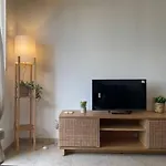 Encantador Duplex Con Dos Terrazas Cerca Del Mar. *