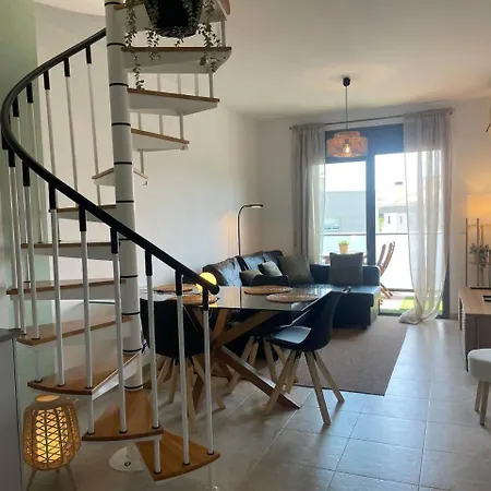 Апартаменти Encantador Duplex Con Dos Terrazas Cerca Del Mar.