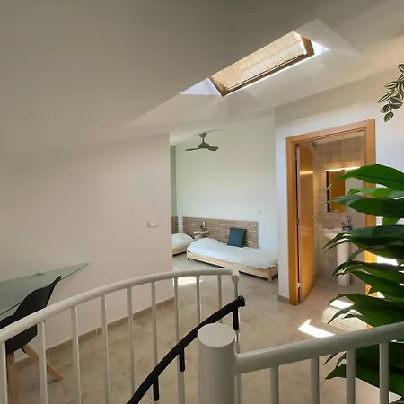 Encantador Duplex Con Dos Terrazas Cerca Del Mar. Lägenhet