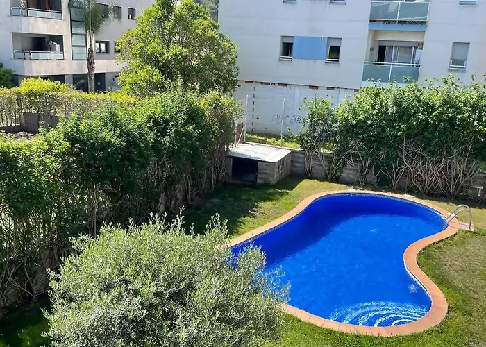 Encantador Duplex Con Dos Terrazas Cerca Del Mar. *