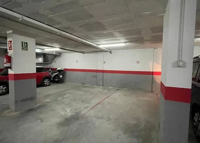 Apartamento Encantador Con Dos Terrazas Cerca Del Mar. *